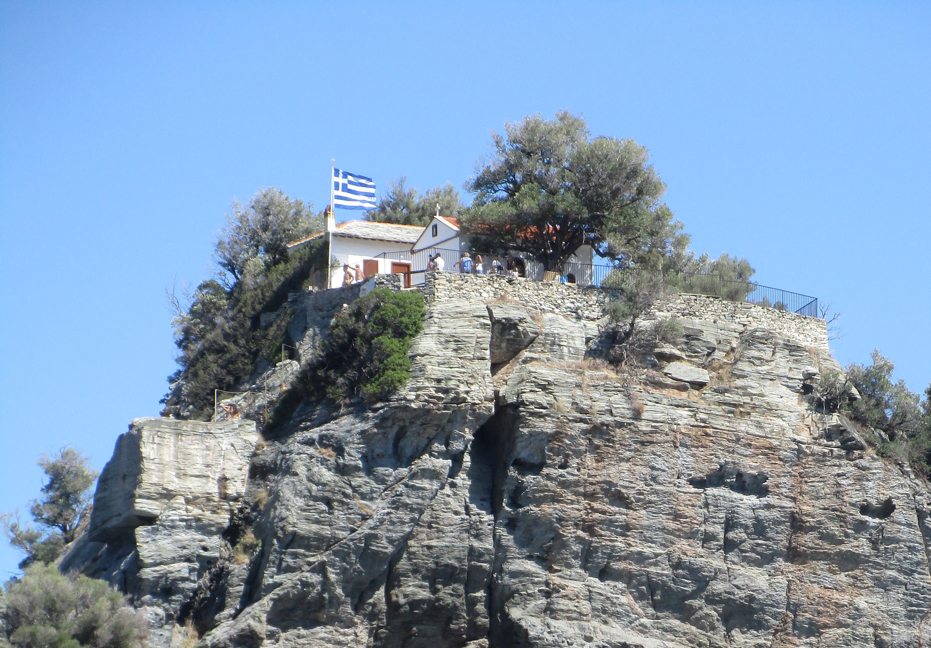 Blick auf die Mamma Mia Kirche