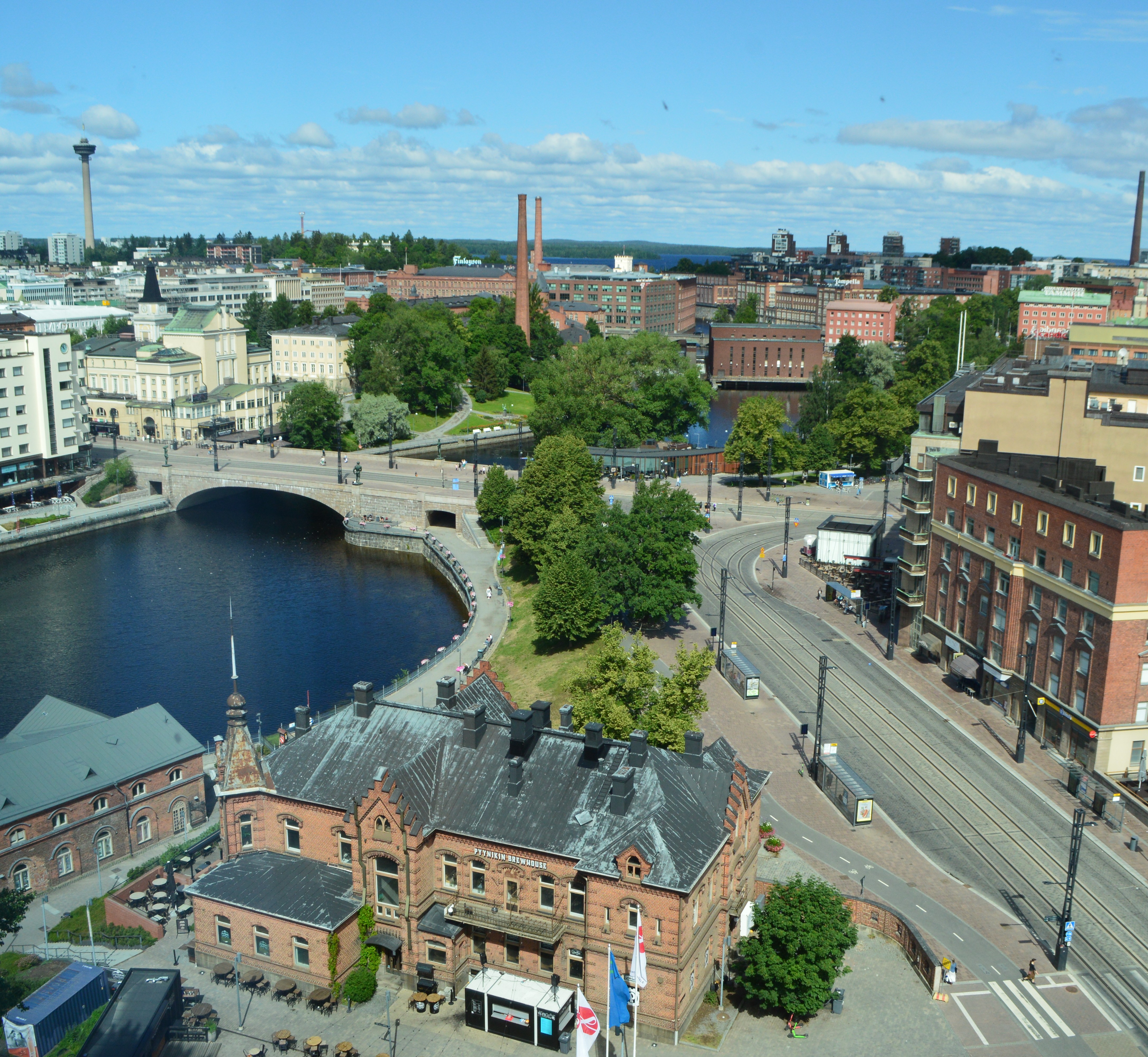 Aussicht über Tampere von der Moro Sky Bar